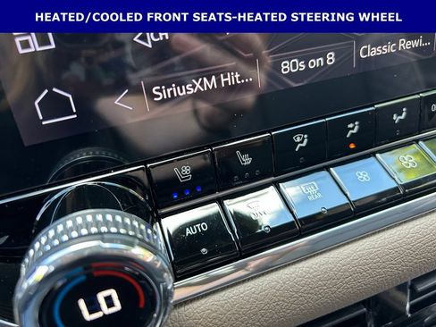 New 2026 GMC Canyon Denali w/ LPO, Denali Black Edition AWD/4WD image 8