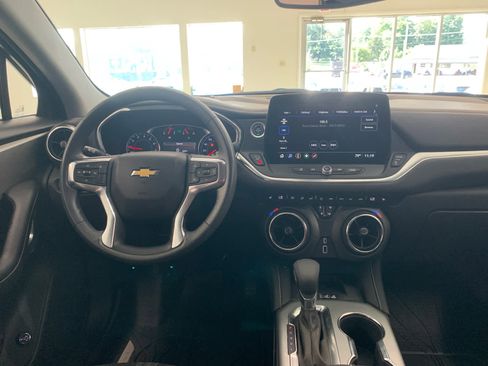 Used 2024 Chevrolet Blazer LT w/ Convenience Package image 19
