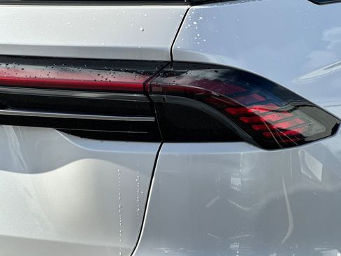 New 2026 Lincoln Nautilus Reserve image 26