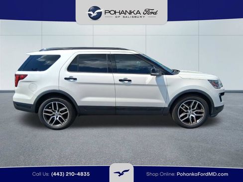 Used 2018 Ford Explorer Sport AWD/4WD image 4