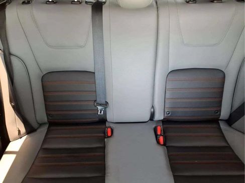 Used 2023 Nissan Kicks SR w/ SR Premium Package FWD image 18