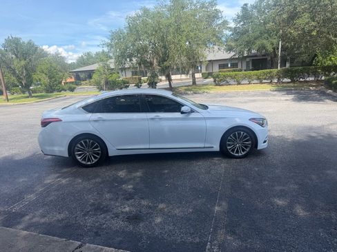 Used 2015 Hyundai Genesis 3.8 RWD image 7