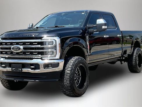 Used 2024 Ford F250 Lariat w/ Lariat Ultimate Package AWD/4WD image 2