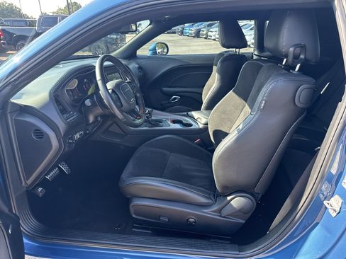 Used 2023 Dodge Challenger R/T w/ Plus Package RWD image 9