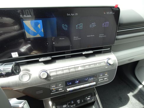 New 2026 Hyundai Kona SEL Premium AWD/4WD image 17