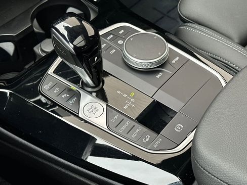 Used 2024 BMW X3 xDrive30i w/ Convenience Package w/ZPA image 24