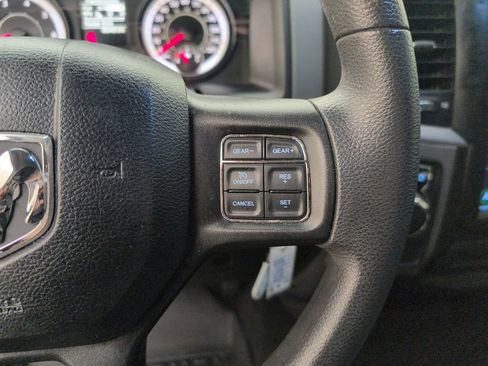 Used 2018 RAM 1500 Express w/ Express Value Package RWD image 33