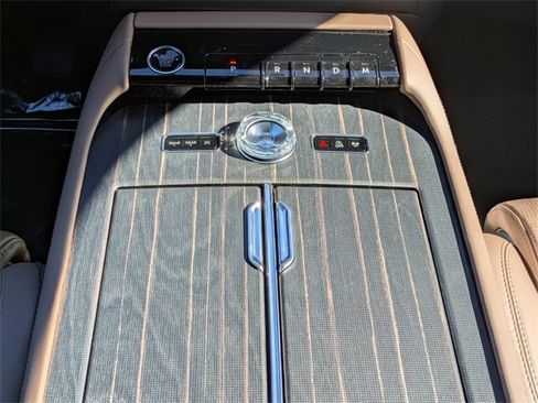 New 2025 Lincoln Navigator Black Label image 19