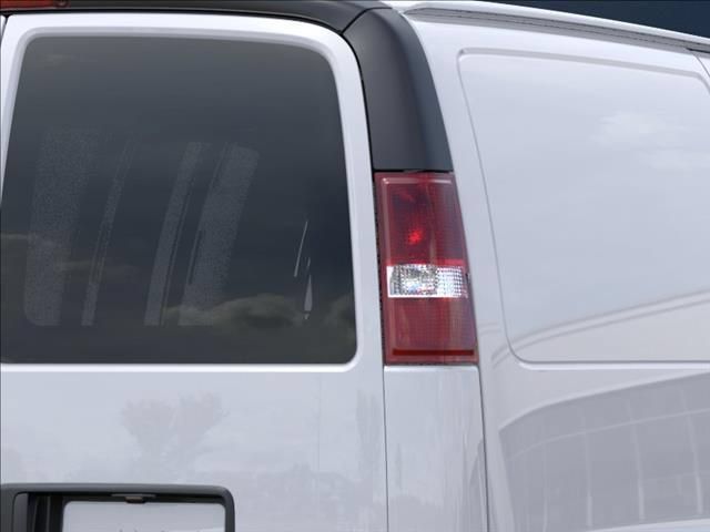 New 2026 GMC Savana 3500 w/ Driver Convenience Package RWD image 13