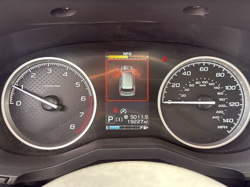 Certified 2023 Subaru Forester Premium AWD/4WD image 17