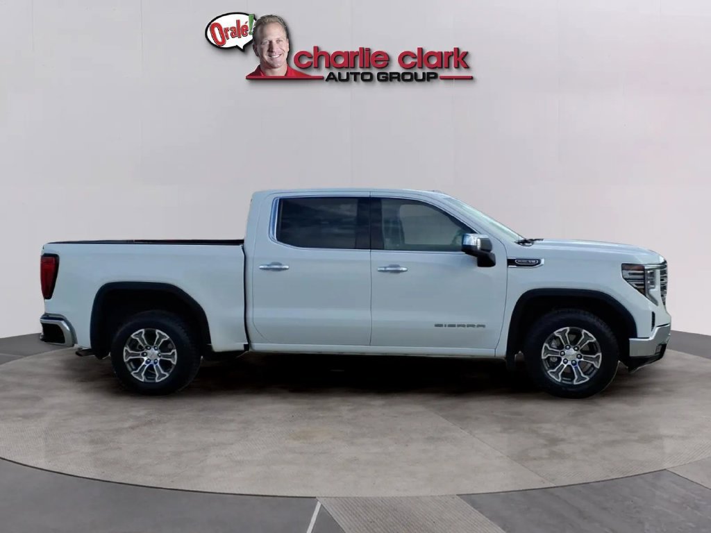 Used 2025 GMC Sierra 1500 SLT RWD image 6