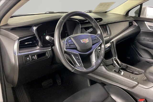 Used 2018 Cadillac XT5 Premium Luxury FWD image 14