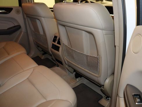 Used 2015 Mercedes-Benz ML 250 BlueTEC 4MATIC image 28