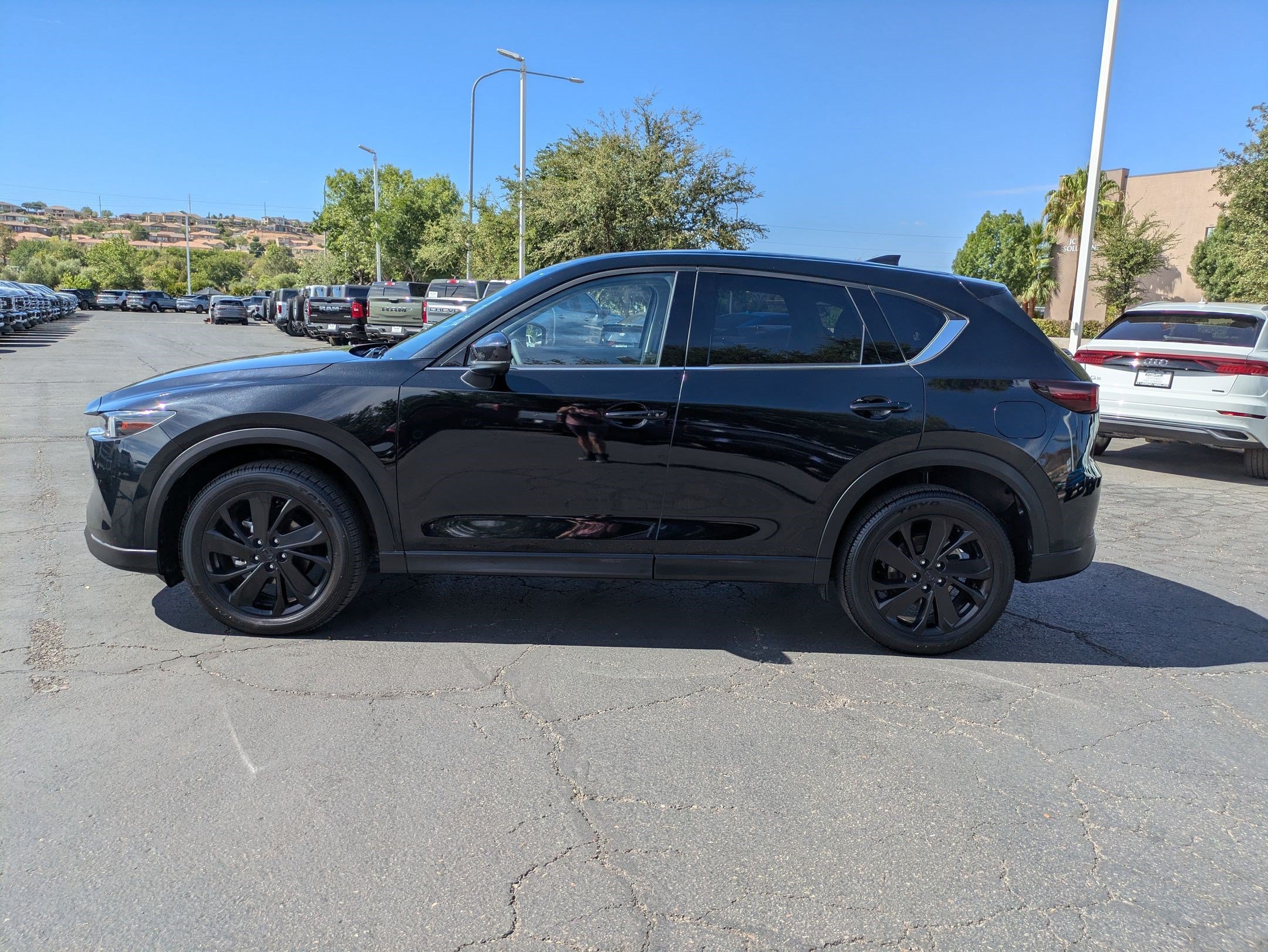 Used 2023 MAZDA CX-5 AWD 2.5 S w/ Premium Plus Pkg image 6