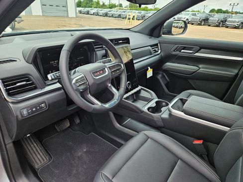 New 2026 GMC Terrain Elevation w/ Elevation Premium Package FWD image 10