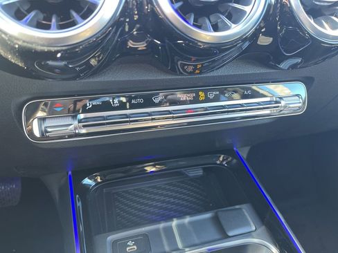 New 2026 Mercedes-Benz GLB 250 4MATIC image 13