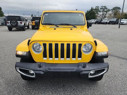 Used 2021 Jeep Wrangler Unlimited Sahara image 2