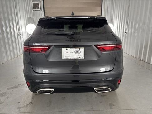 Used 2025 Jaguar F-PACE R-Dynamic S image 8