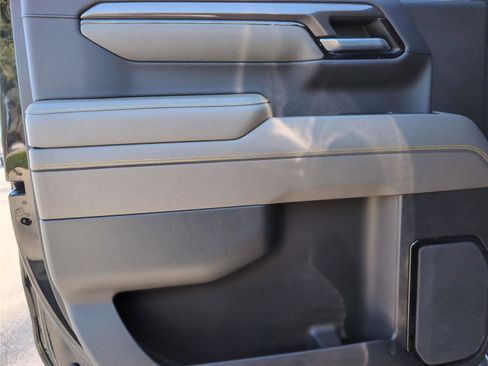 Used 2022 Chevrolet Silverado 1500 ZR2 image 29