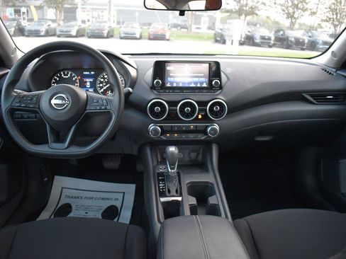 Used 2025 Nissan Sentra S FWD image 25