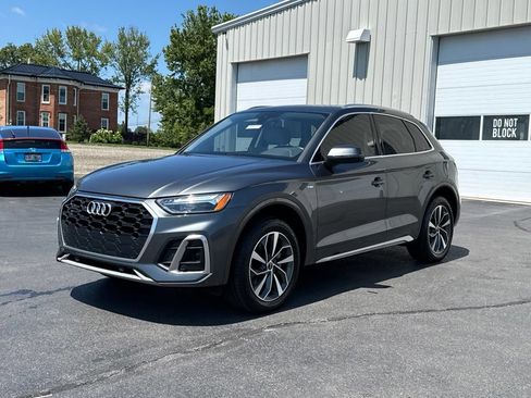 Used 2022 Audi Q5 2.0T Premium AWD/4WD image 3