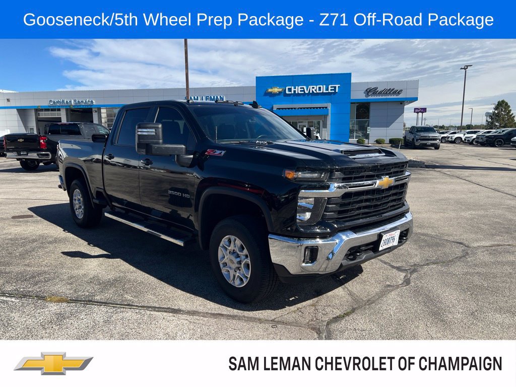 Used 2025 Chevrolet Silverado 3500 LT AWD/4WD image 1
