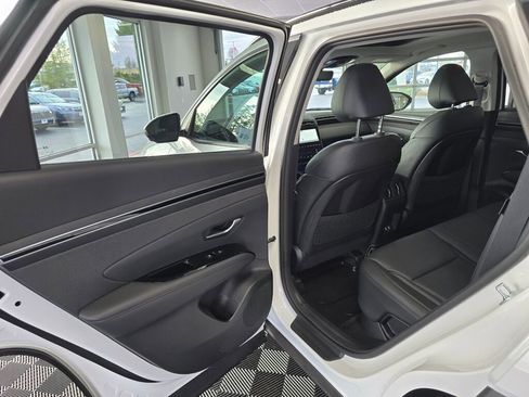 Used 2024 Hyundai Tucson Limited image 36