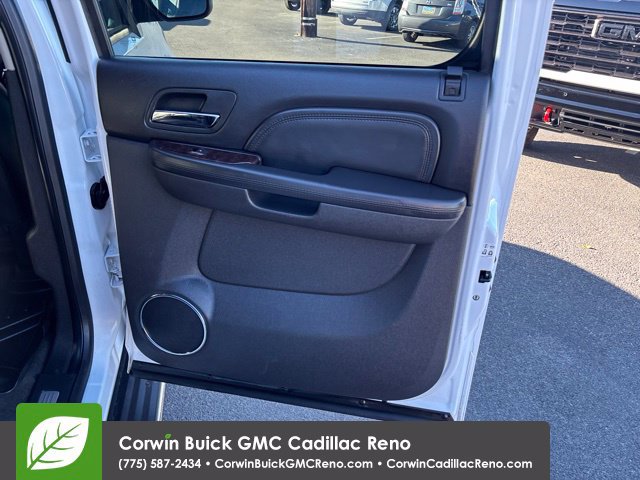 Used 2013 GMC Yukon XL Denali AWD/4WD image 25