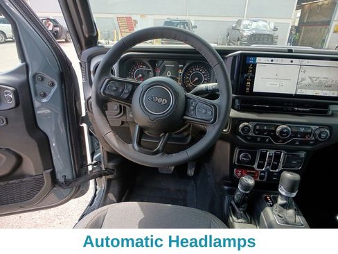 New 2025 Jeep Gladiator Willys image 14