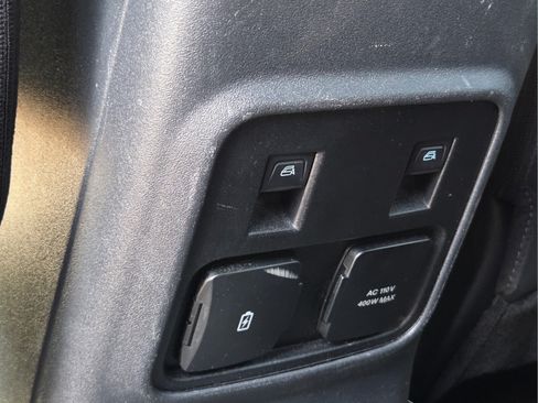 Used 2024 Ford Bronco Outer Banks AWD/4WD image 11