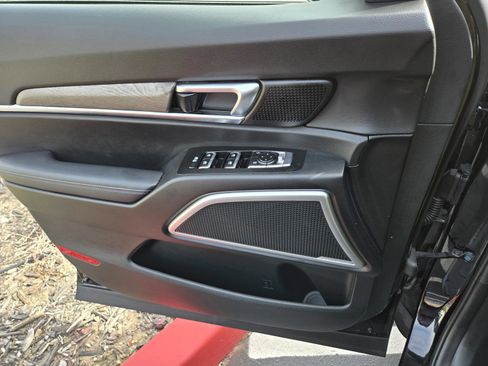 Certified 2022 Kia Telluride EX w/ EX Premium Package image 26