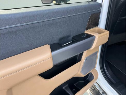 Used 2023 Ford F150 Lariat w/ Equipment Group 502A High image 24