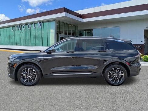 New 2026 Lincoln Nautilus Premier AWD/4WD image 7