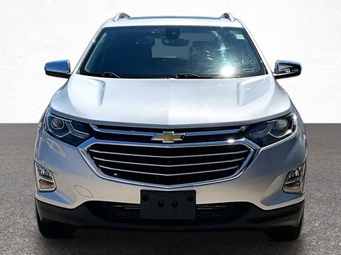 Used 2018 Chevrolet Equinox Premier AWD/4WD image 3