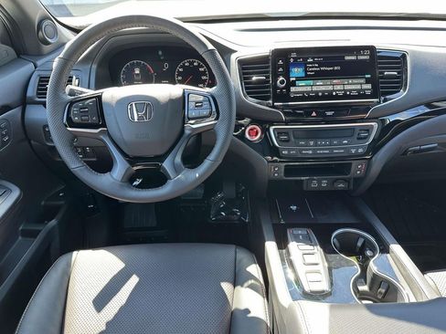 New 2026 Honda Ridgeline Black Edition image 10