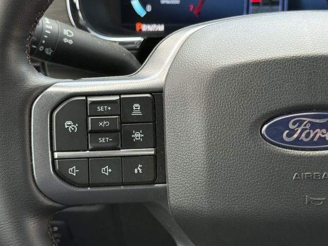 Used 2025 Ford F150 Lariat AWD/4WD image 12