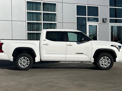 New 2026 Toyota Tundra SR5 w/ SR5 Premium Package image 3