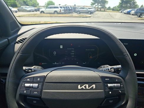 New 2026 Kia Sportage X-Line w/ X-Line Technology Package AWD/4WD image 13