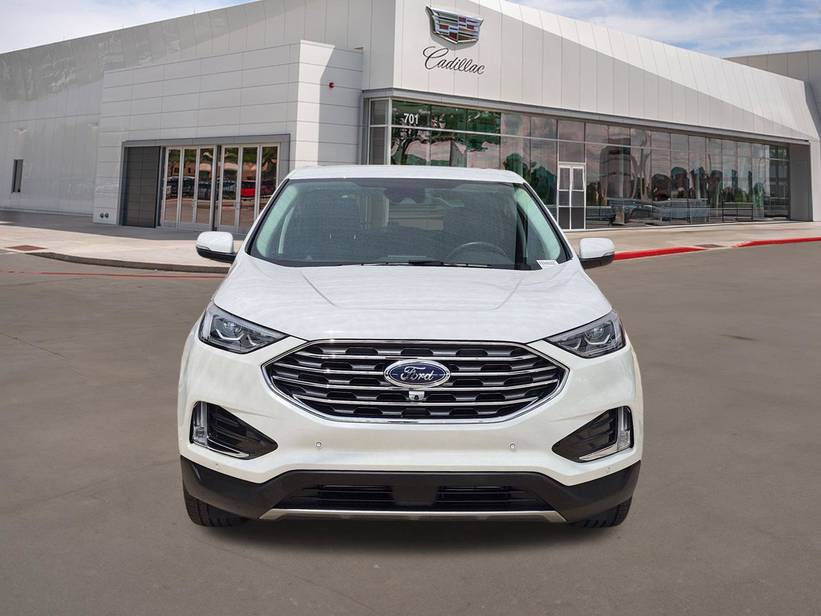 Used 2024 Ford Edge Titanium w/ Equipment Group 301A AWD/4WD image 2