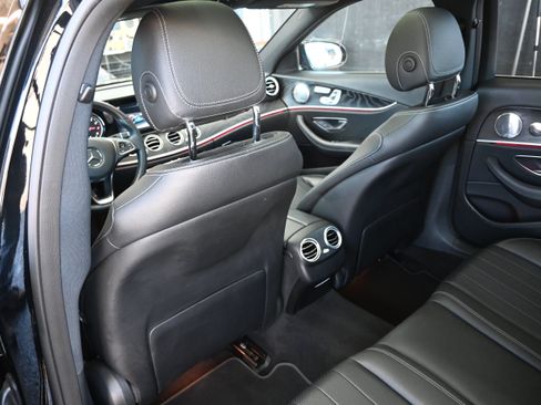 Used 2017 Mercedes-Benz E 400 4MATIC Wagon image 25