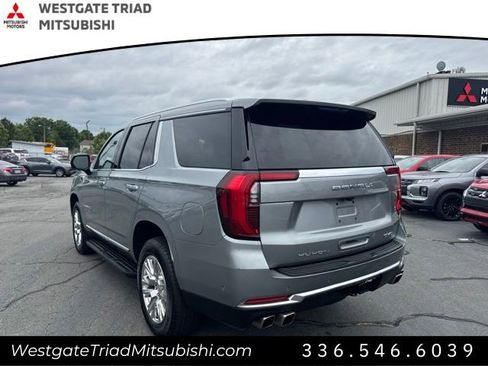 Used 2025 GMC Yukon Denali AWD/4WD image 5