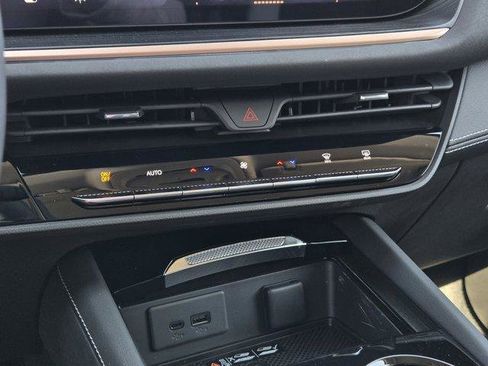 New 2025 Buick Envision Sport Touring image 12