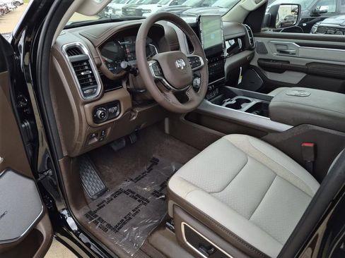 New 2026 RAM 1500 Laramie AWD/4WD image 12