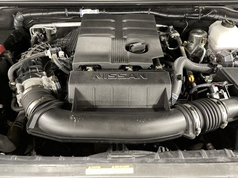 Used 2024 Nissan Frontier PRO-4X w/ Pro Convenience Package image 17