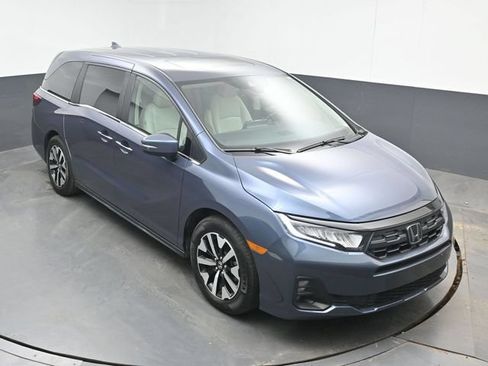 Used 2025 Honda Odyssey EX-L image 13