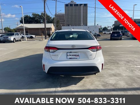 Used 2023 Toyota Corolla LE FWD image 4
