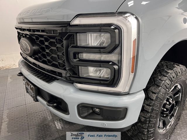 Used 2025 Ford F250 Lariat w/ Lariat Ultimate Package AWD/4WD image 10
