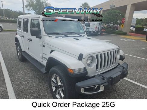 Used 2022 Jeep Wrangler Unlimited Sahara w/ Cold Weather Group AWD/4WD image 1
