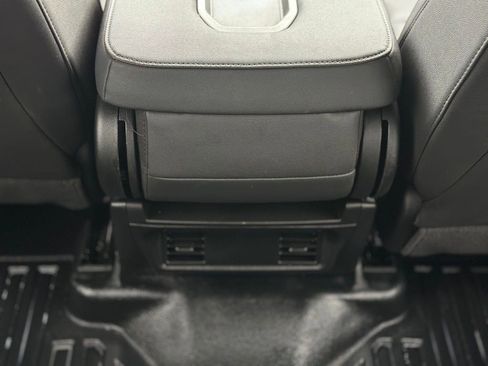 Used 2025 Chevrolet Silverado 2500 W/T w/ WT Convenience Package image 24