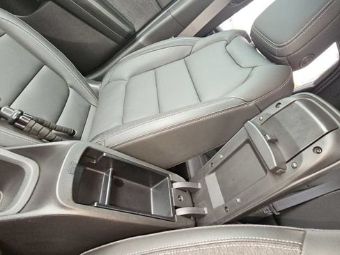 Used 2023 Chevrolet TrailBlazer ACTIV FWD image 21